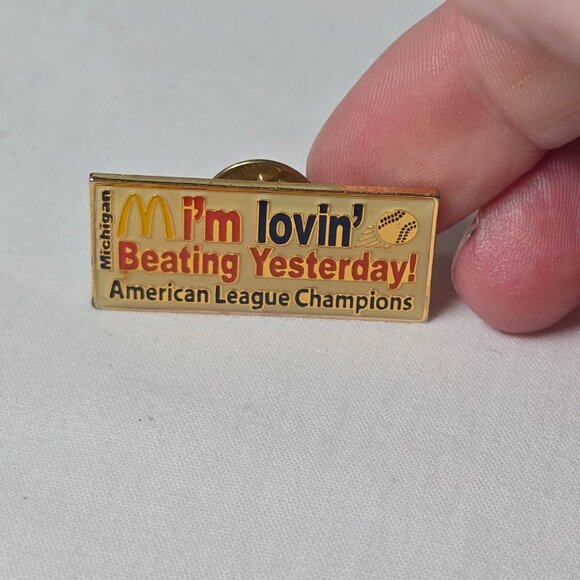 McDonalds Little League Lapel Pin Vintage Shield Award Pinback Michigan Vintage - Picture 3 of 9